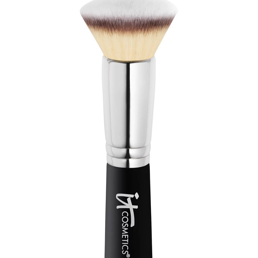 IT Cosmetics Heavenly Luxe Flat Top Buffing Foundation Brush NEW retail $50